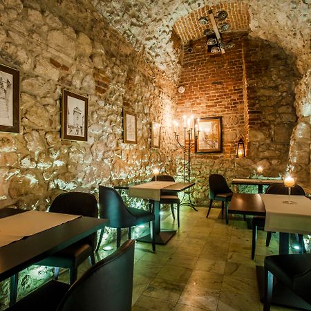 Hotel Senacki Krakow Bagian luar foto