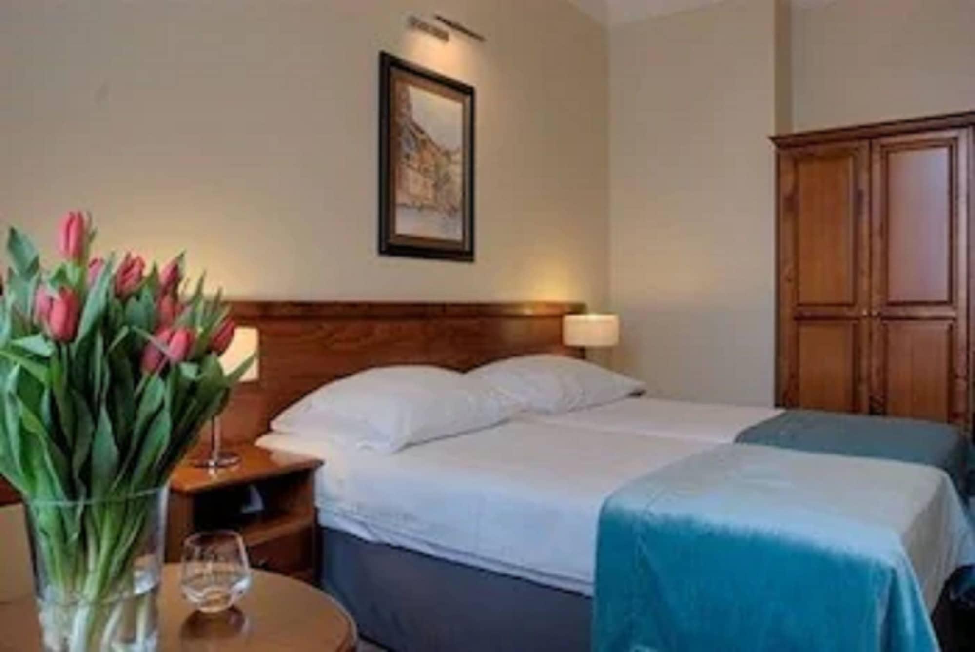 Hotel Senacki Krakow Bagian luar foto