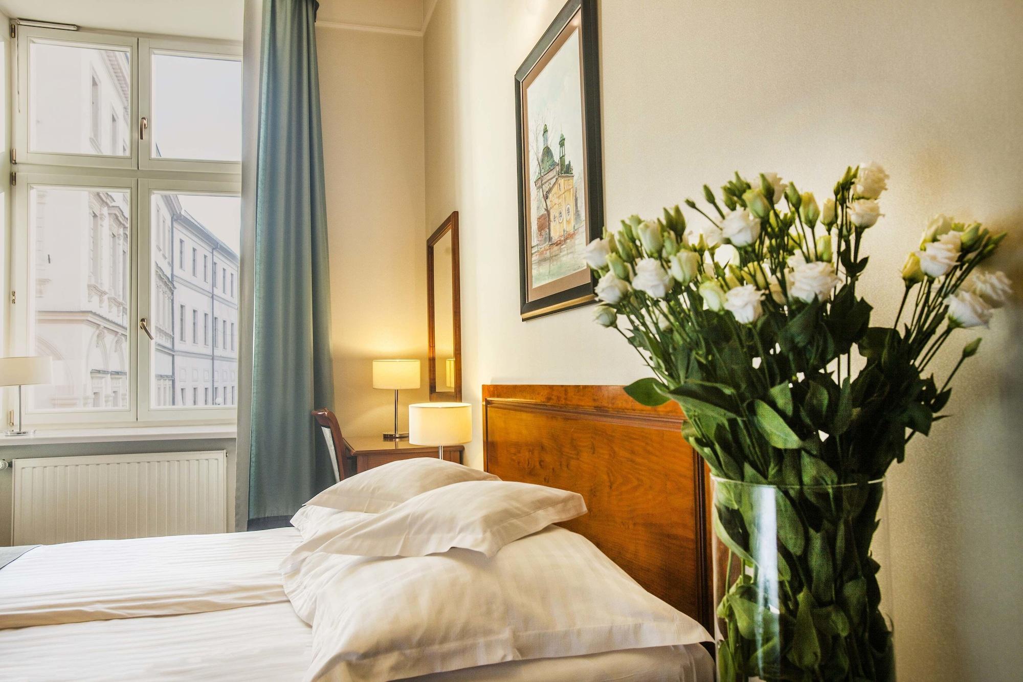 Hotel Senacki Krakow Bagian luar foto