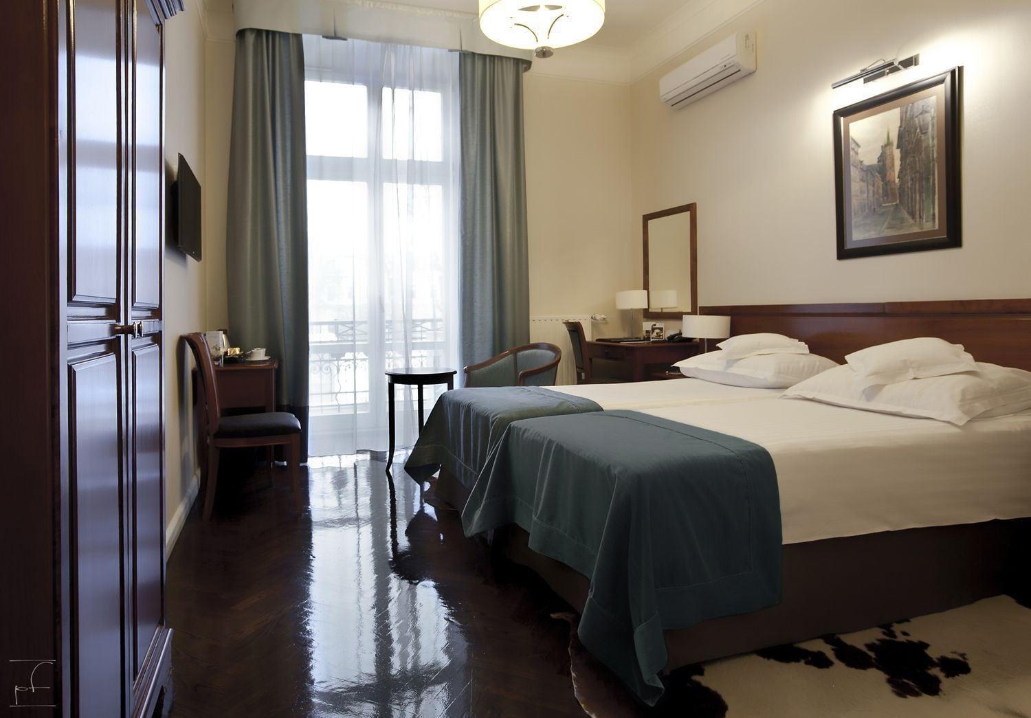 Hotel Senacki Krakow Bagian luar foto