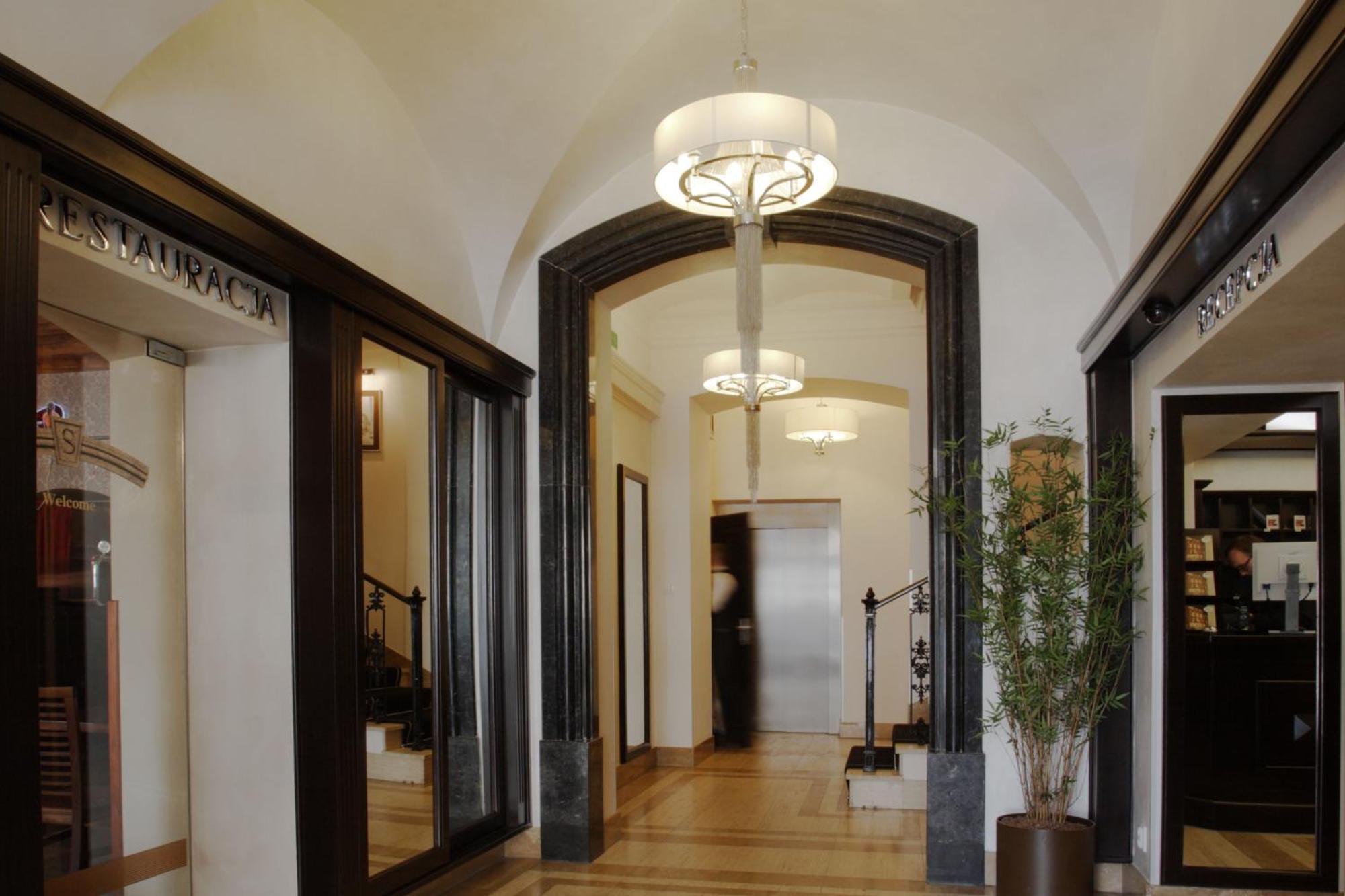 Hotel Senacki Krakow Bagian luar foto
