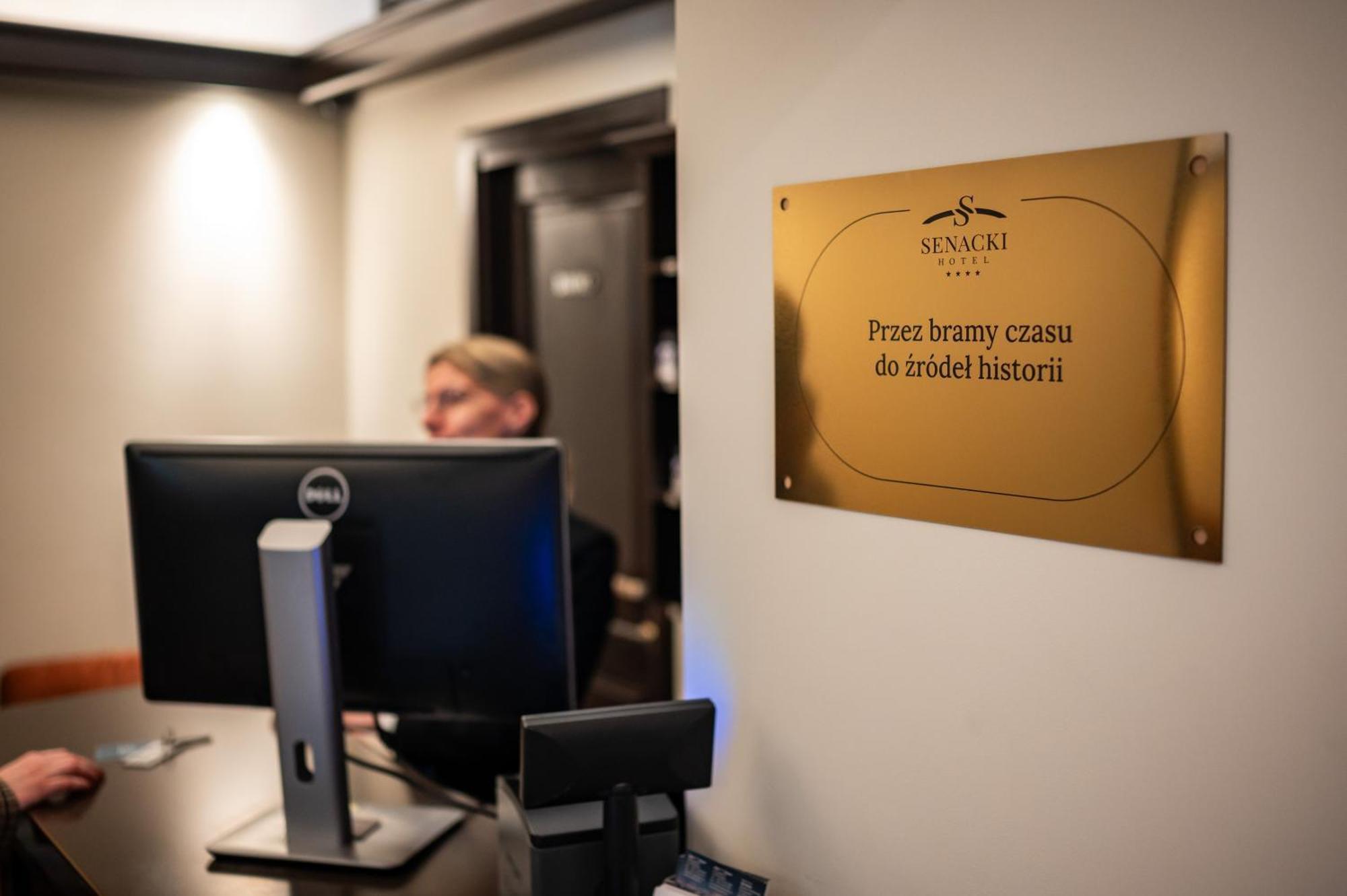 Hotel Senacki Krakow Bagian luar foto